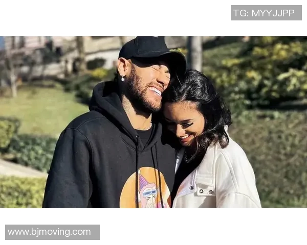 内马尔女友揭秘:她的魅力与生活背后的故事让人惊叹不已 内马尔女友揭秘:她的魅力与生活背后的故事让人惊叹不已