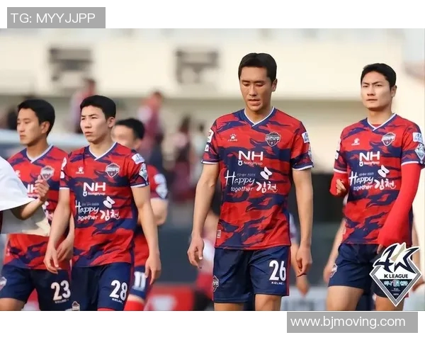 成都足球队强势领跑精英赛积分榜以85分稳居第一