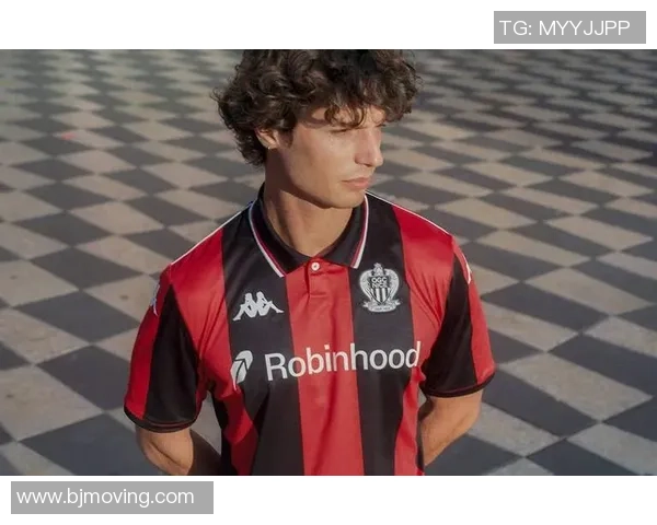 获得足球明星球衣的独特机会与背后的故事分享 获得足球明星球衣的独特机会与背后的故事分享